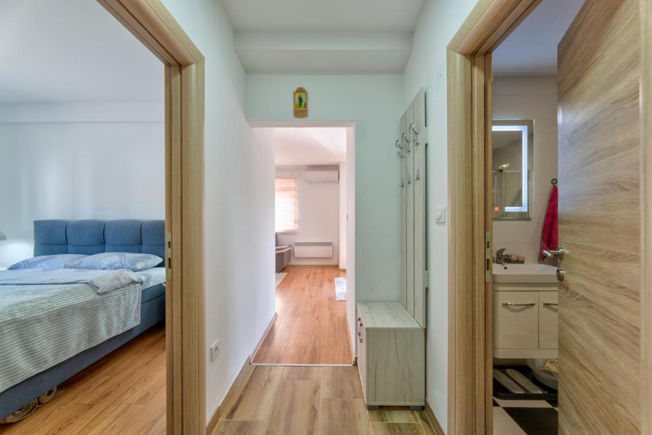 Apartment Luka *